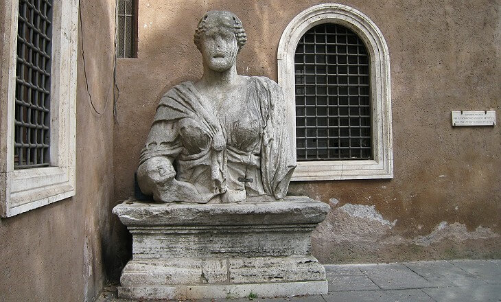 Madame Lucretzia Free Speech Art