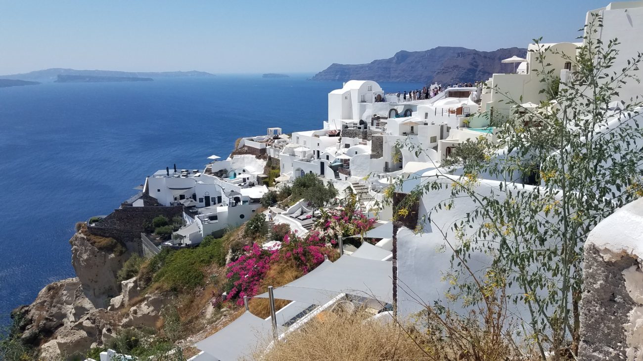 Read more about the article How To Unpack Your Privilege Before You Pack Your Bags: Travel Lessons